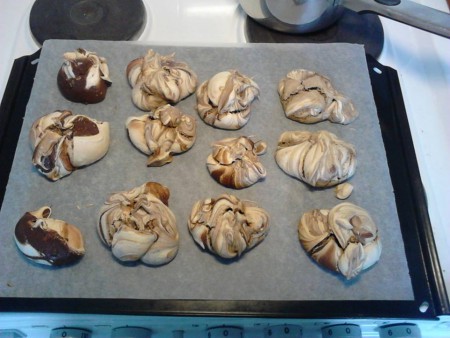 Maränger med choklad - sega och goda.  Kan beställas med andra smakvrianter.